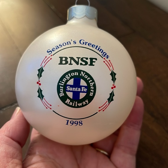 1998 Burlington Northern Santa Fe Ornament - Picture 3 of 3